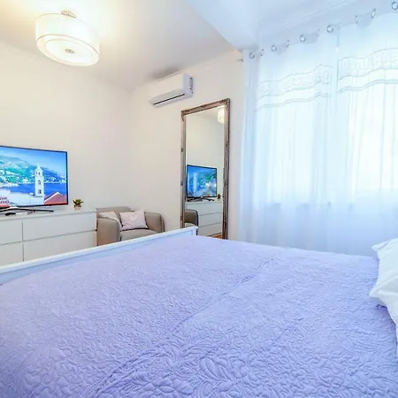 Colors - Old Town View No1