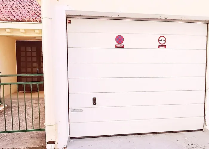 Colors - Old Town View No1 דירה