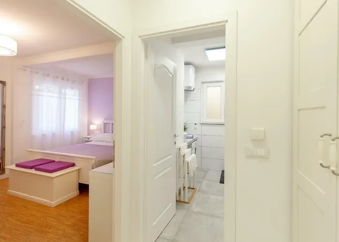 Colors - Old Town View No1 *