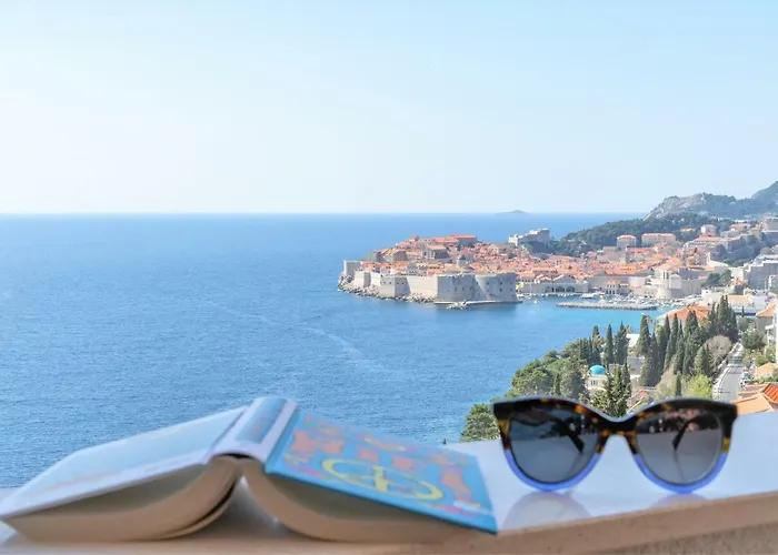 Colors - Old Town View No1 דירה *