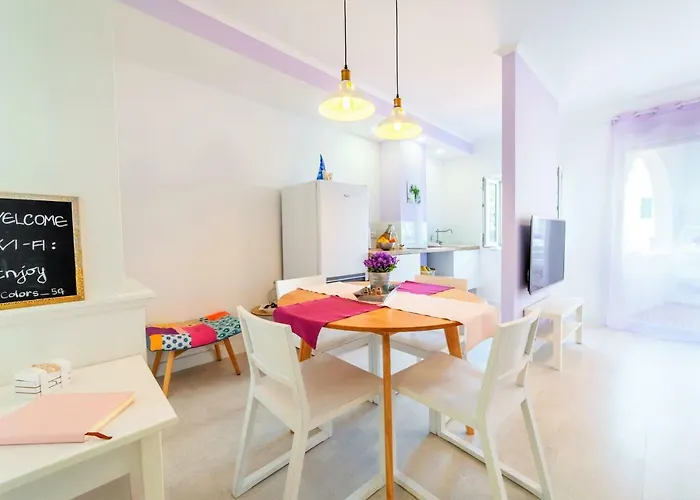 Colors - Old Town View No1 דירה