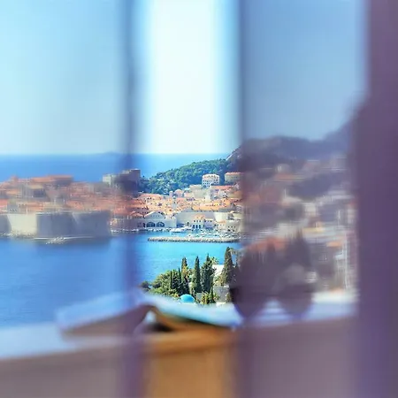 Colors - Old Town View No1 *