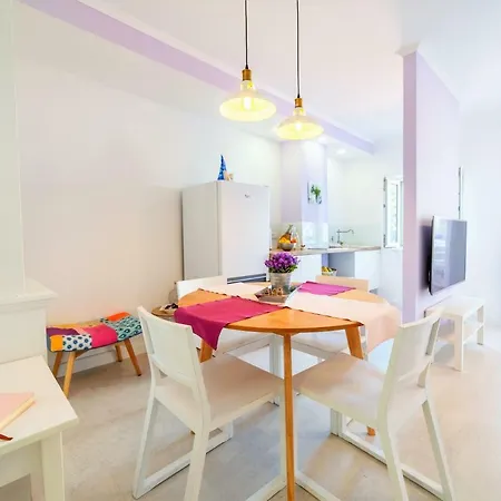 Colors - Old Town View No1 Apartman